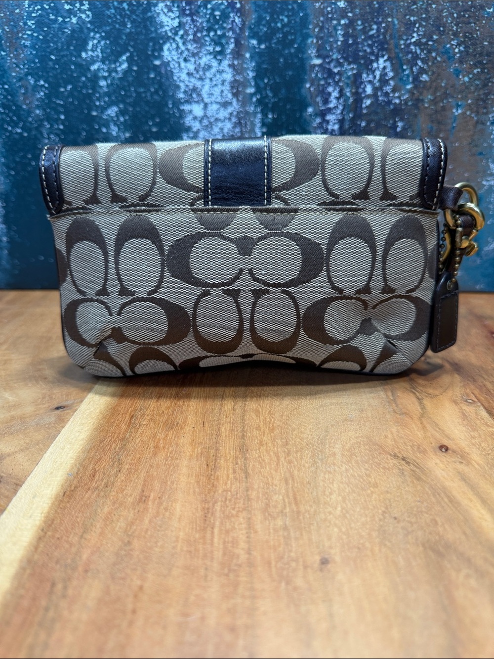 Coach Vintage Y2K Signature Jacquard Flap Wristlet Wallet (VGUC) - Picture 7 of 9